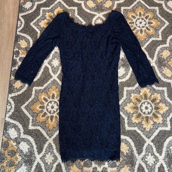 Diane Von Furstenberg "Zarita" Navy Lace Zip Dress - Picture 1 of 2